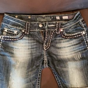 Miss Me Jean Shorts (sz 27)
